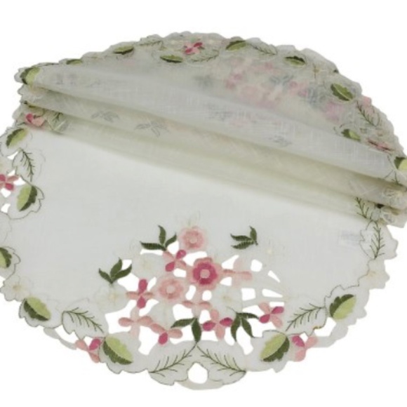 Xia Home Fashions Fairy Garden Embroidered Cutwork Round Doily - Set of 4, 12" X - Picture 1 of 1